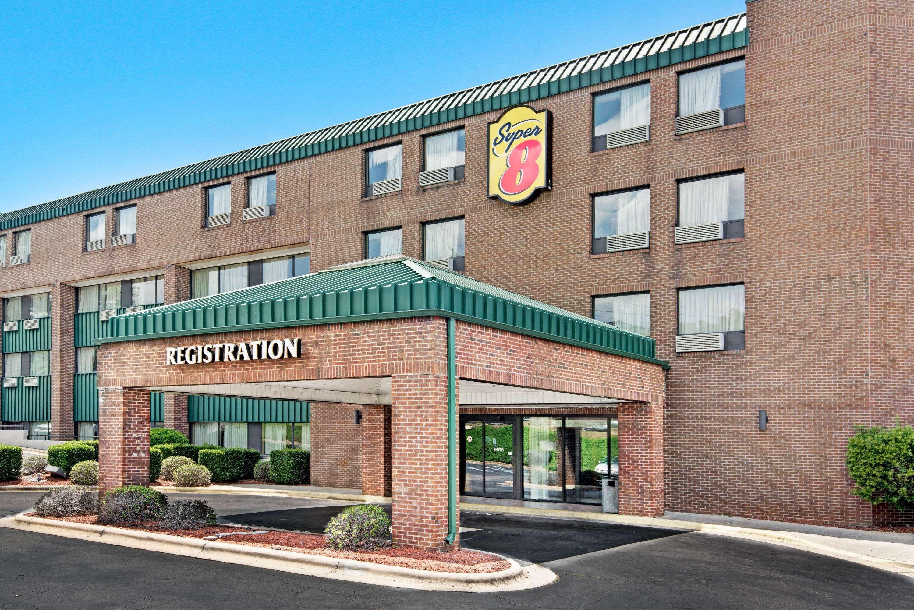Отель Super 8 By Wyndham Raleigh North East Экстерьер фото